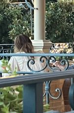 JENNIFER LOPEZ and Ben Affleck Out for Lunch 08/23/2022
