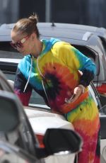 JENNIFER LOPEZ Arrives at a Dance Studio In Los Angeles 08/08/2022