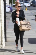 JENNIFER LOPEZ Leaves Dance Practice in Los Angeles 08/09/2022