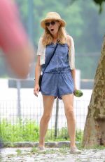 JENNIFER WESTFELDT Out with a Mystery Guy in Central Park in New York 07/30/2022