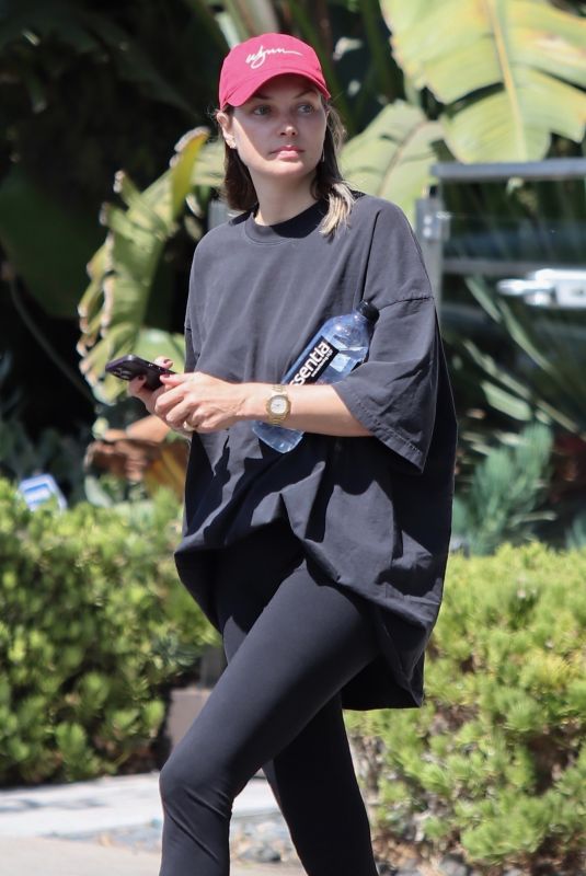 JESSICA HART Leaves a Gym in Beverly Hills 08/17/2022