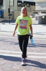 JOJO SIWA Arrives at America