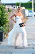 JOSIE CANSECO Heading to Dinner in Los Angeles 08/18/2022