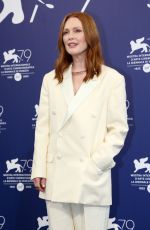 JULIANNE MOORE at Jury Photocall at 79th Venice International Film Festival 08/31/2022