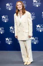 JULIANNE MOORE at Jury Photocall at 79th Venice International Film Festival 08/31/2022