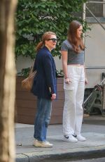 JULIANNE MOORE Out in New York 08/29/2022