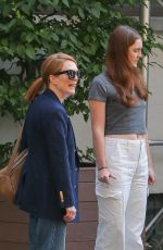 JULIANNE MOORE Out in New York 08/29/2022