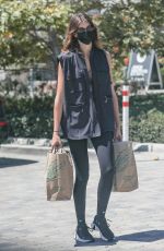 KAIA GERBER Out Shopping for Grocery in Malibu 08/30/2022