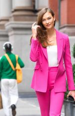 KARLIE KLOSS Out in New York 08/17/2022