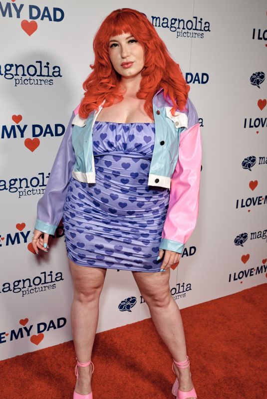 KASIA SZAREK at I Love My Dad Premiere in Los Angeles 08/04/2022