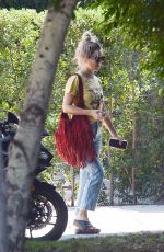 KATE HUDSON Out at a Park in Los Angeles 08/22/2022