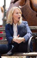 KELLI GIDDISH and MARISKA HARGITAY on the Set of Law and Order: Special Victims Unit in New York 08/04/2022