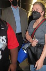 KELLY CLARKSON Leaves The Kelly Clarkson Show in New York 08/22/2022