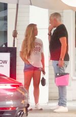 KENDRA WILKINSON Out for Dinner at Mr Chow in Beverly Hills 08/15/2022