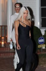 KIM and KHLOE KARDASHIAN Leaves Kendall Jenner