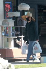 KIM BASINGER Shopping Pet Food in Woodland Hills 08/22/2022