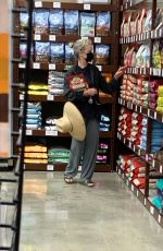 KIM BASINGER Shopping Pet Food in Woodland Hills 08/22/2022