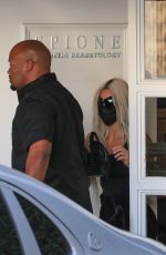 KIM KARDASHIAN Leaves Epione Skin Care Clinic in Beverly Hills 08/16/2022