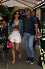 LAUREN SANCHEZ Leaves Ham Yard Hotel in London 08/03/2022