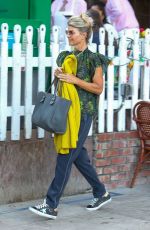 LORI LOUGHLIN Out for Dinner at The Ivy in Beverly Hills 08/17/2022