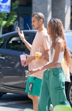 MALIA OBAMA on a Date at LACMA Museum in Los Angeles 08/04/2022