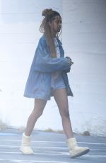 MALIA OBAMA Out and About in Los Angeles 08/19/2022