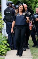MARISKA HARGITAY on the Set of Law and Order: Special Victims Unit in Queens 08/22/2022
