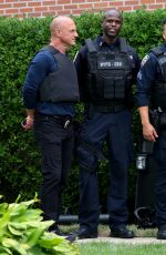 MARISKA HARGITAY on the Set of Law and Order: Special Victims Unit in Queens 08/22/2022