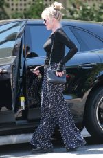 MELANIE GRIFFITH Out for Lunch in West Hollywood 08/19/2022