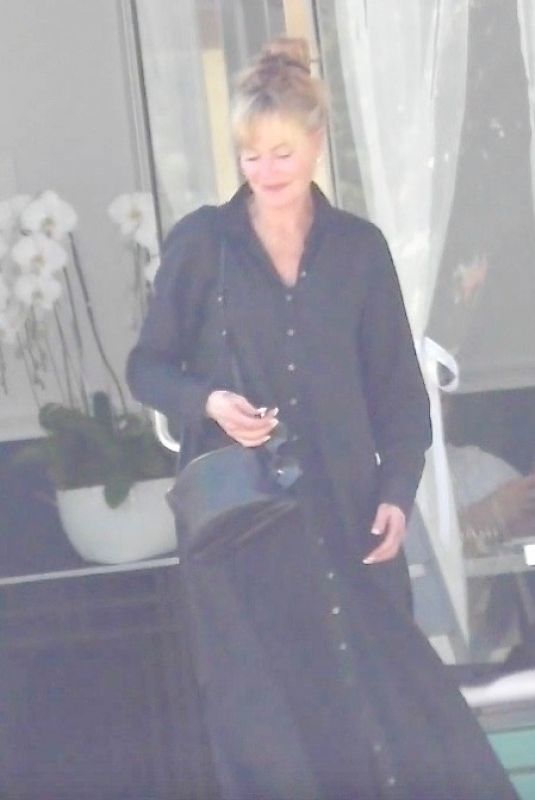 MELANIE GRIFFITH Out for Lunch with a Friend in Hollywood 08/26/2022