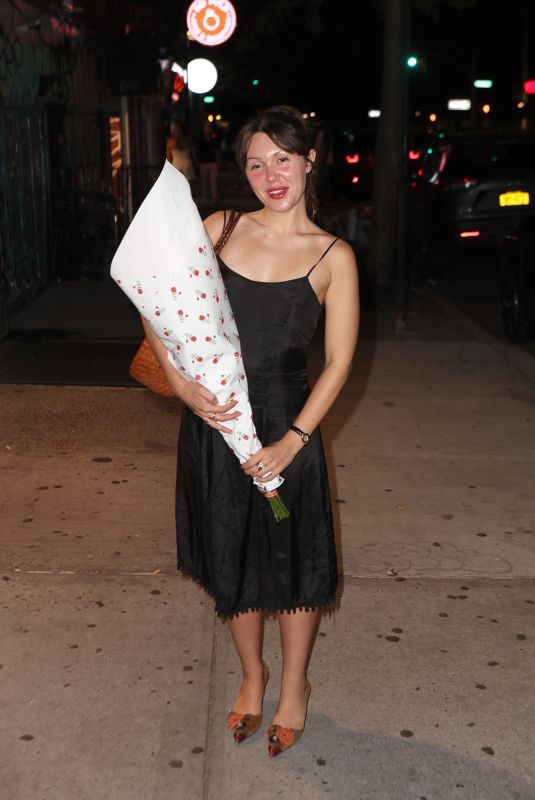 MERCEDES KILMER Leaves Her Performance at Rockwood Music Hall in New York 08/20/2022