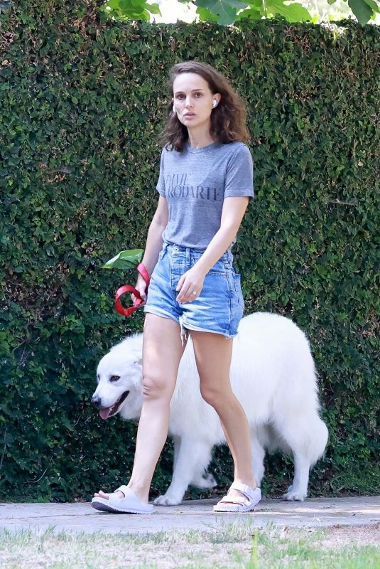 NATALIE PORTMAN Out with Her Dog in Los Feliz 08/29/2022
