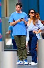 OLIVIA MUNN And John Mulaney Out Shopping at Westfield Mall in New York 08/04/2022