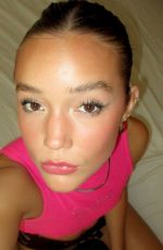 OLIVIA PONTON - Instagram Photos and Video 08/29/2022