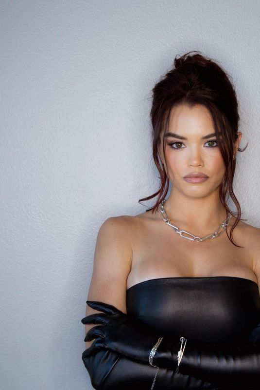 PARIS BERELC - Instagram Photos 08/18/2022