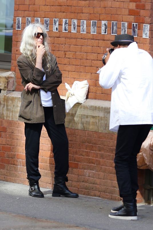 PATTI SMITH Gets a Polaroid Done by Jean Andre Antoine in New York 08/11/2022