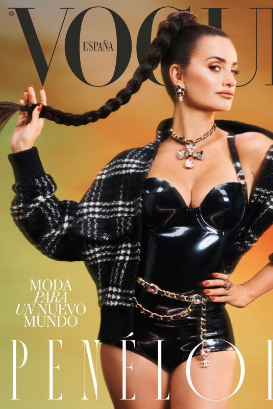 PENELOPE CRUZ for Vogue Magazine, Spaina September 2022