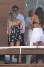 PIA  MILEER and Patrick Whitesell at a Beach with Friend in malibu 07/30/2022