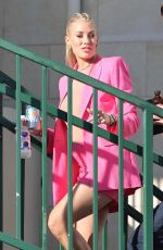 Pregnant HEATHER RAE YOUNG on the Set of Selling Sunset in West Hollywood 08/29/2022