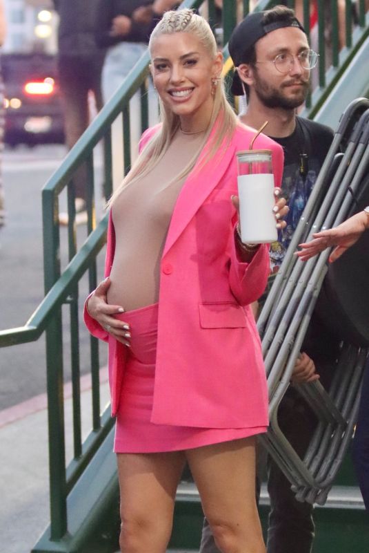 Pregnant HEATHER RAE YOUNG on the Set of Selling Sunset in West Hollywood 08/29/2022