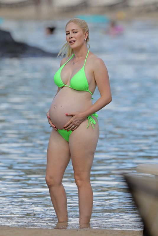 Pregnant HEIDI MONTAG in Bikini at a Beach in Hawaii 08/14/2022