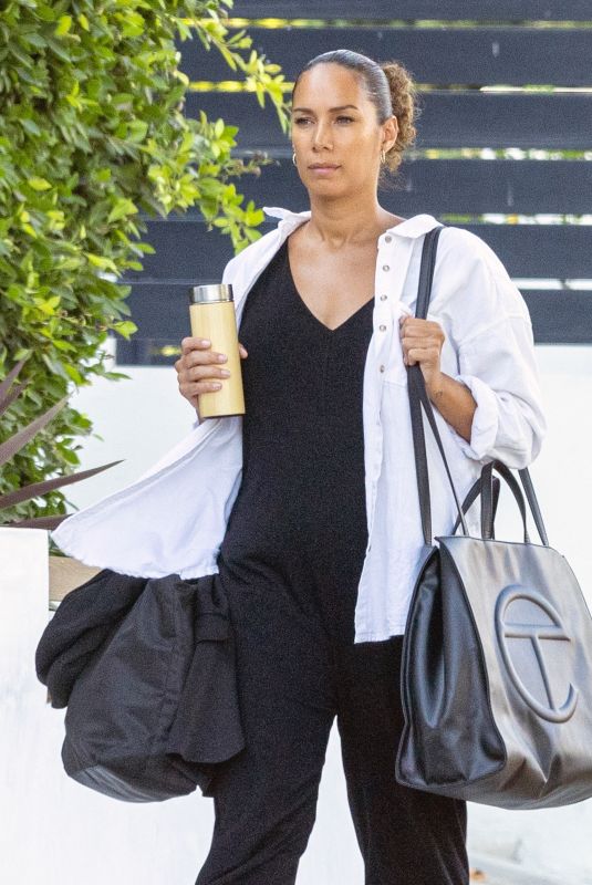 Pregnant LEONA LEWIS Out in Los Angeles 08/24/2022