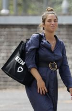 Pregnant MAEVA D