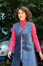 RACHEL BROSNAHAN on the Set of The Marvelous Mrs Maisel in New York 08/18/2022