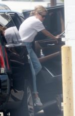 REESE WITHERSPOON Arrives at a Hair Studio in Beverly Hills 08/03/2022