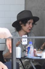 SARA GILBERT Out for Lunch with a Friend in Los Angeles 08/01/2022