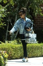 SARAH HYLAN Arrives at Her Acting Coach