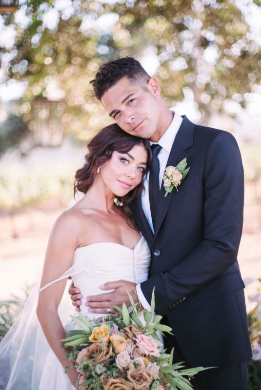 SARAH HYLAND - California Vineyard Wedding for Vogue, August 2022