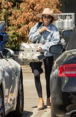 SARAH HYLAND Leawes Workout on a Hot Day in West Hollywood 08/15/2022