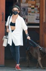 SARAH HYLAND Takes Her Dog to the Vet in Los Angeles 08/04/2022